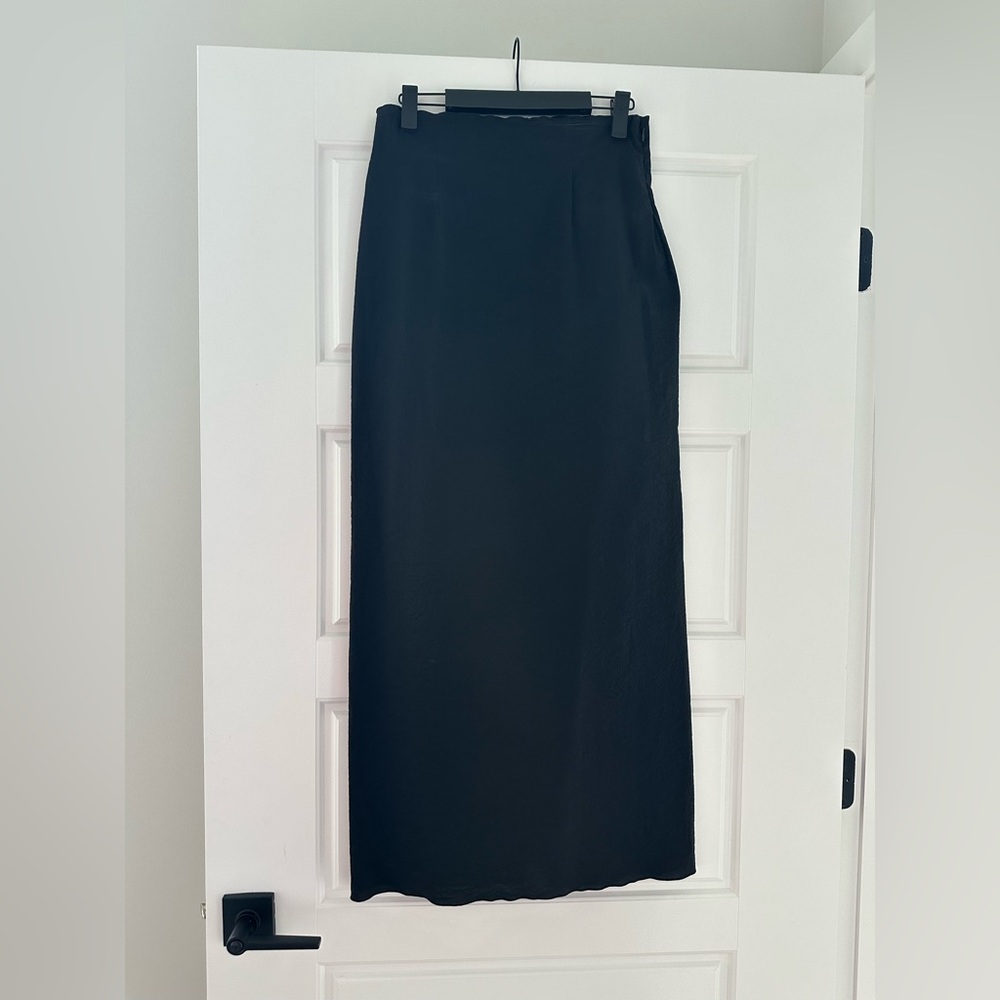Chic Black Pencil Skirt for Women